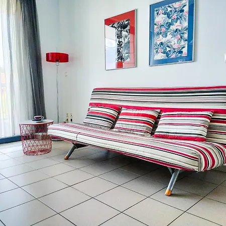 Cityzen View - Retro Nest Апартаменты Аргостолион